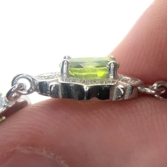 Peridot 2.78ct Platinum Finish Solid 925 Sterling Silver Bracelet - Picture 5 of 8
